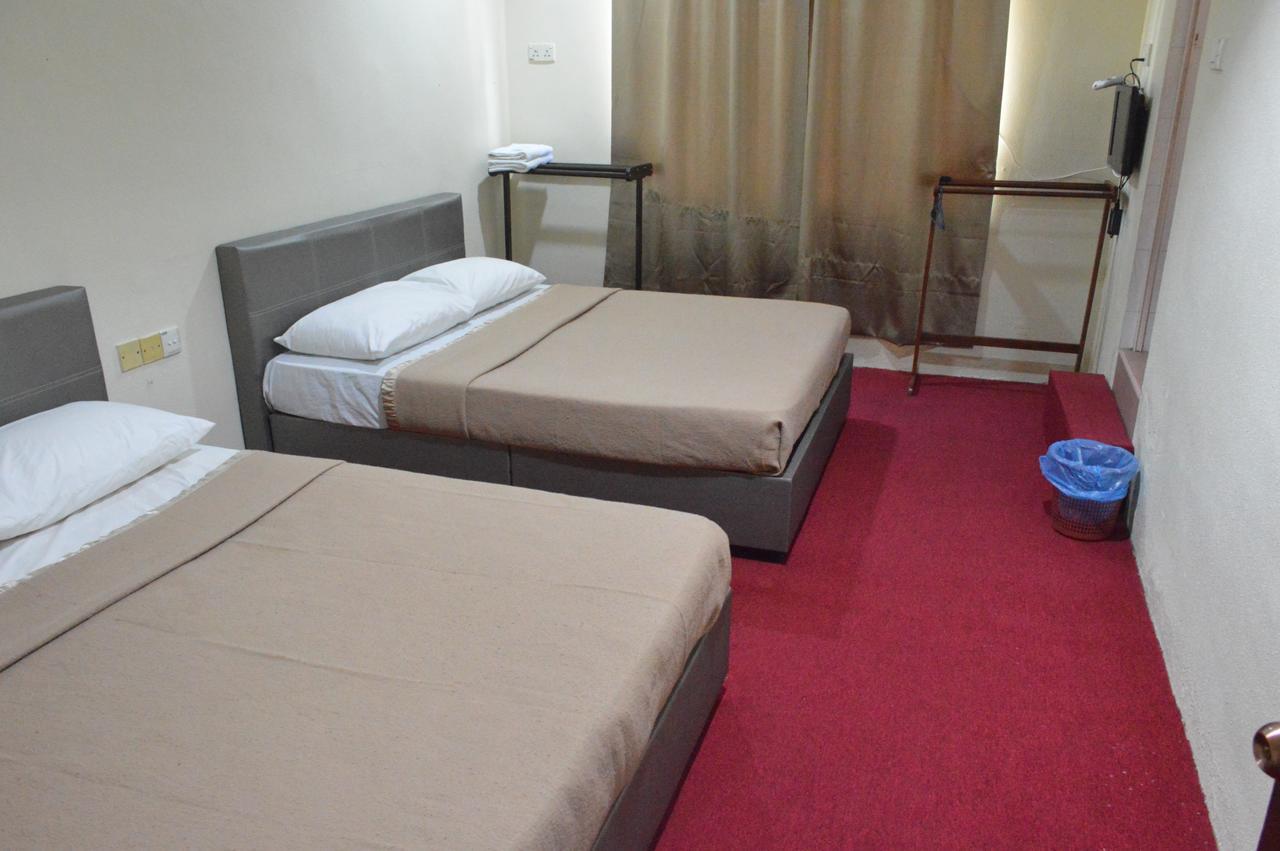 Gest Inn Hotel Kota Tinggi Exterior photo